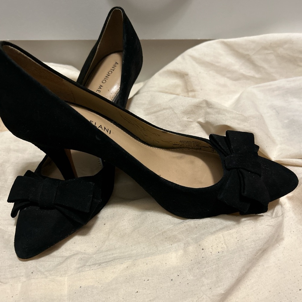 ANTONIO MELANI Black Heels with Sophisticated Design